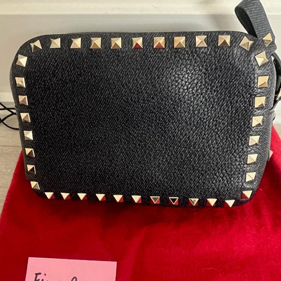 Valentino Rockstud Crossbody Camera Bag - Picture 3 of 12